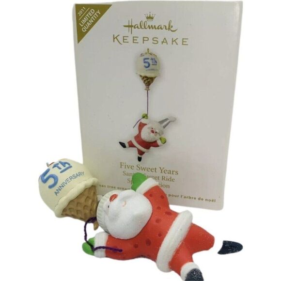 Hallmark Keepsake 2011 Five Sweet Years Santa's Sweet Ride Special Edition - Picture 2 of 9